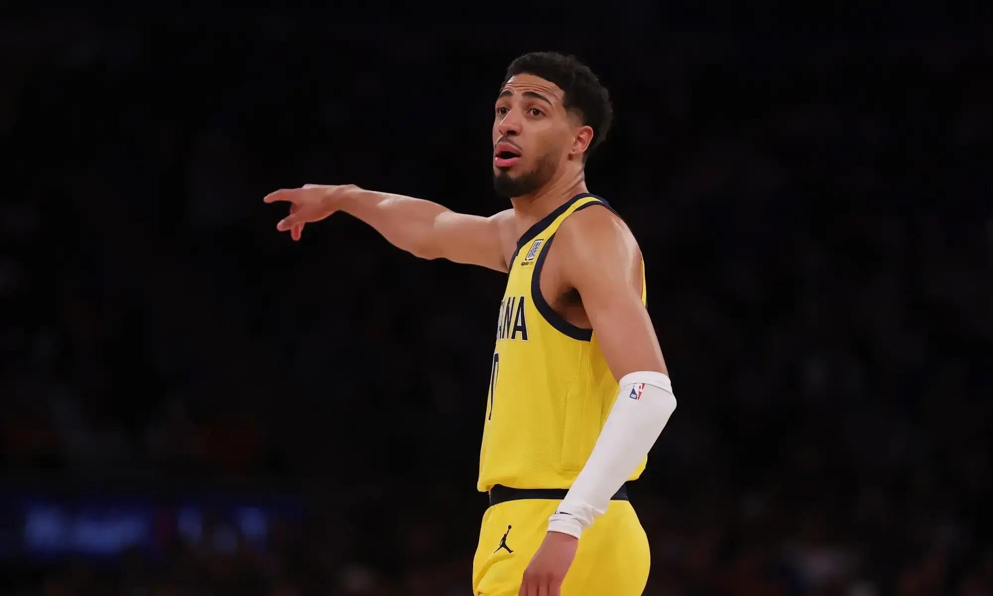 爱游戏体育-塔图姆迎来十赛季出色发挥，法国队观众热烈欢呼！观众掌声雷动-爱游戏体育