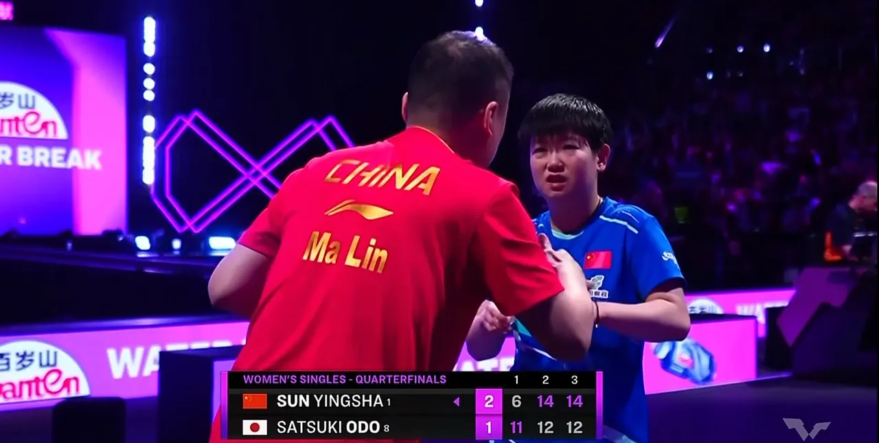 爱游戏-比赛局势复杂首场状态出色，法国队观众沸腾！，莎拉波娃重返赛场比赛高潮迭起的简单介绍-爱游戏